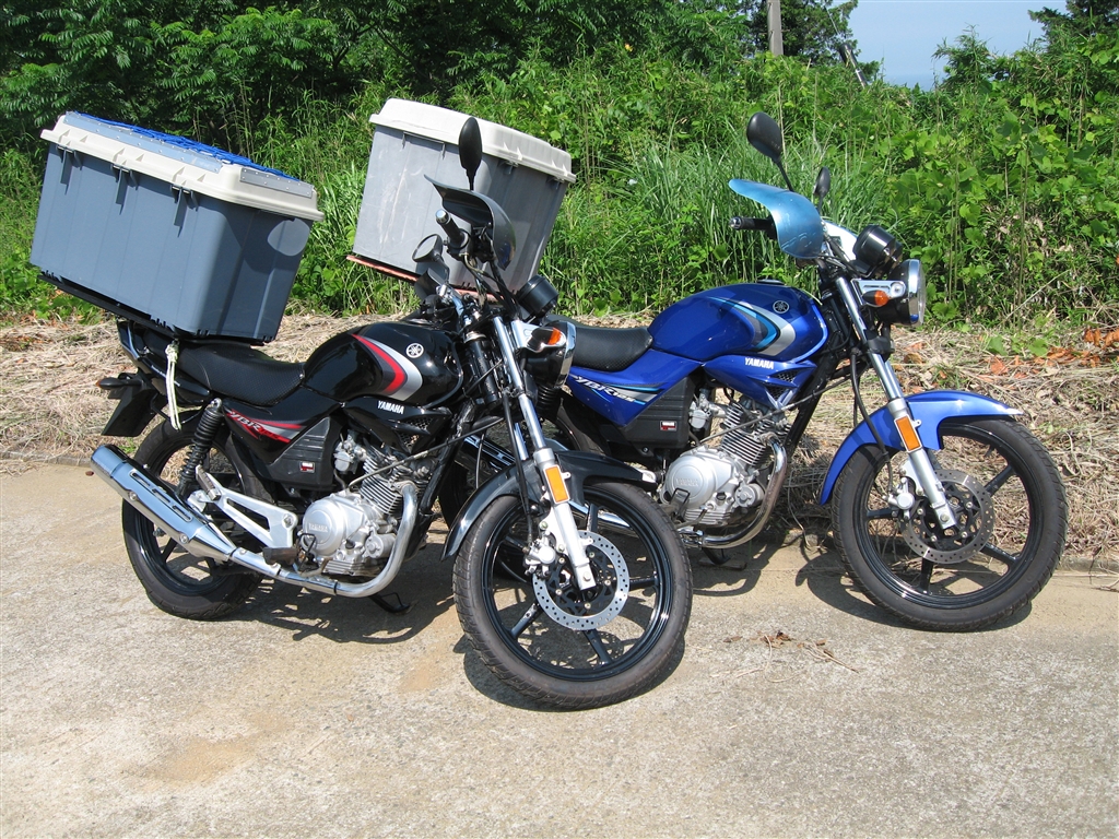 実働！YAMAHA YBR125 リアボックス付き！ 価格.com - 『YBR-125 2台』ホンダ PCX 緑山さん のクチコミ掲示板投稿