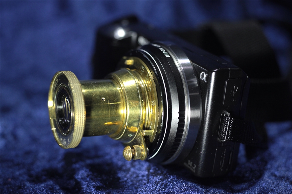 価格.com - 『金色Elmar(?) with NEX-5』SONY α NEX-5D ダブルレンズ