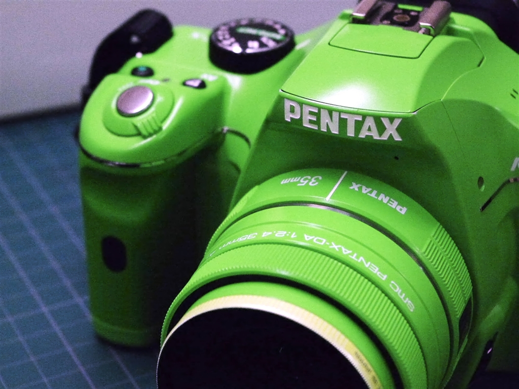 価格.com - 『K-x緑です～！』ペンタックス PENTAX K-r ダブル
