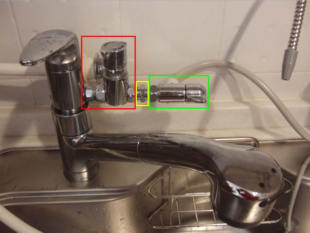 価格.com - 『赤：食洗機用に取り付けた分岐水栓、黄：G1/2→G1/2平行ニップル、緑：K191Pです』パナソニック TK7208P