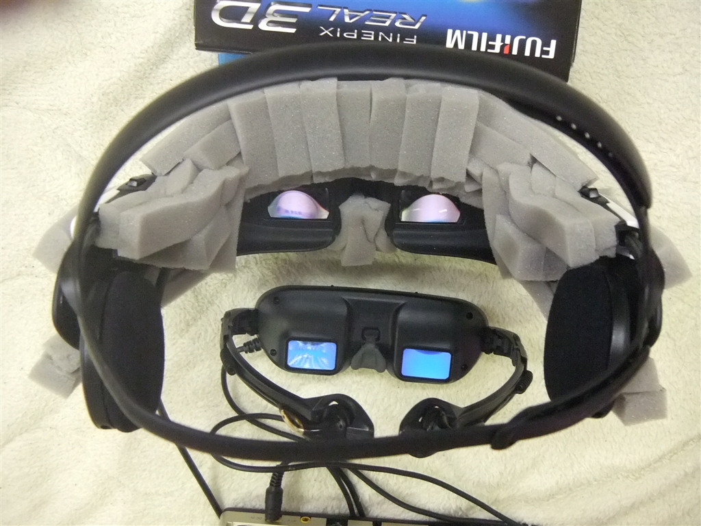 価格 Com 上はhmz T1 下はfmd 700何という厚みの違い Sony Hmz T1 久留米商人さん のクチコミ掲示板投稿画像 写真 改造 小手先
