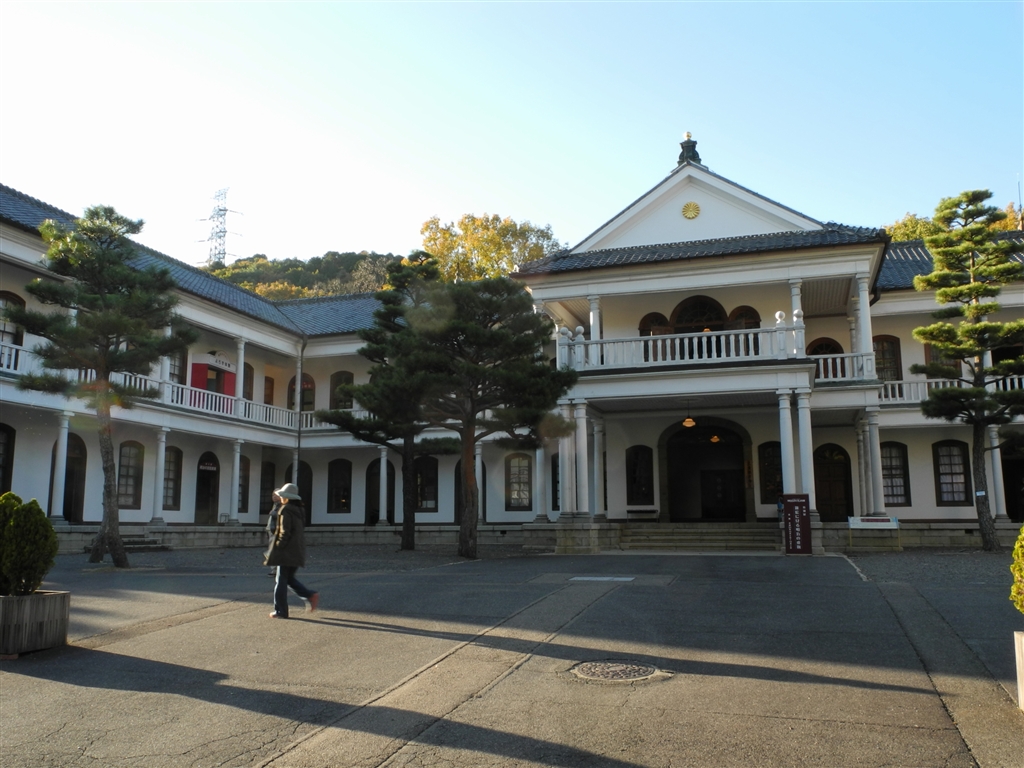 価格.com - 『旧三重県庁舎（明治12年）ドラマでは学校校舎の設定でした』ニコン COOLPIX P7100 勉強中中さん のクチコミ ...