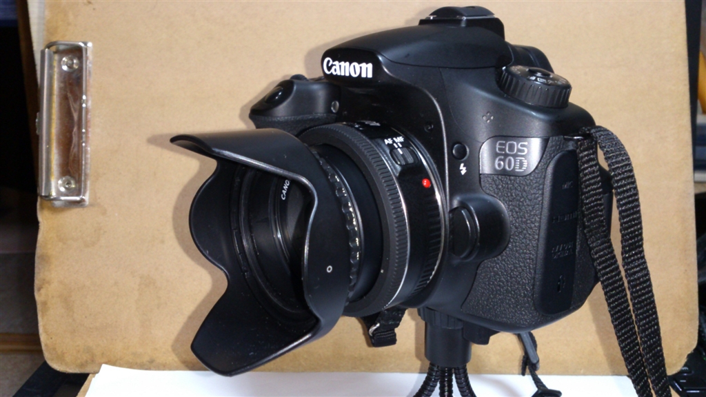 Canon EF40mm F2.8 STM　レンズフード付き