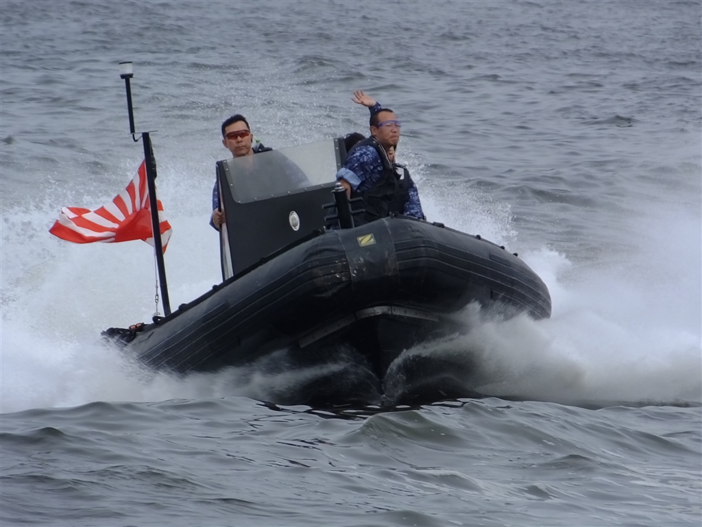 『海自の機動艇（一番迫力がありました）』富士フイルム FinePix HS50EXR  North Wind 010さんのクチコミ掲示板画像4/4
