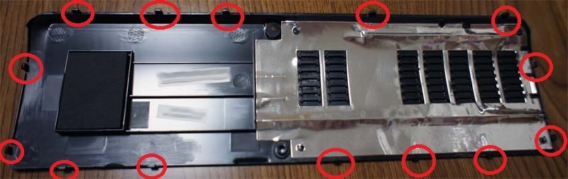 メモリー増設するには？』 eMachines eMachines eME729Z-N12B の