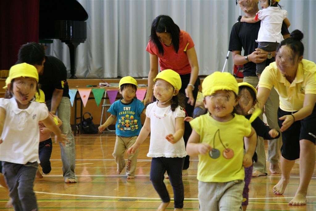 室内の運動会の撮影設定について』 CANON EOS 60D ダブルズーム