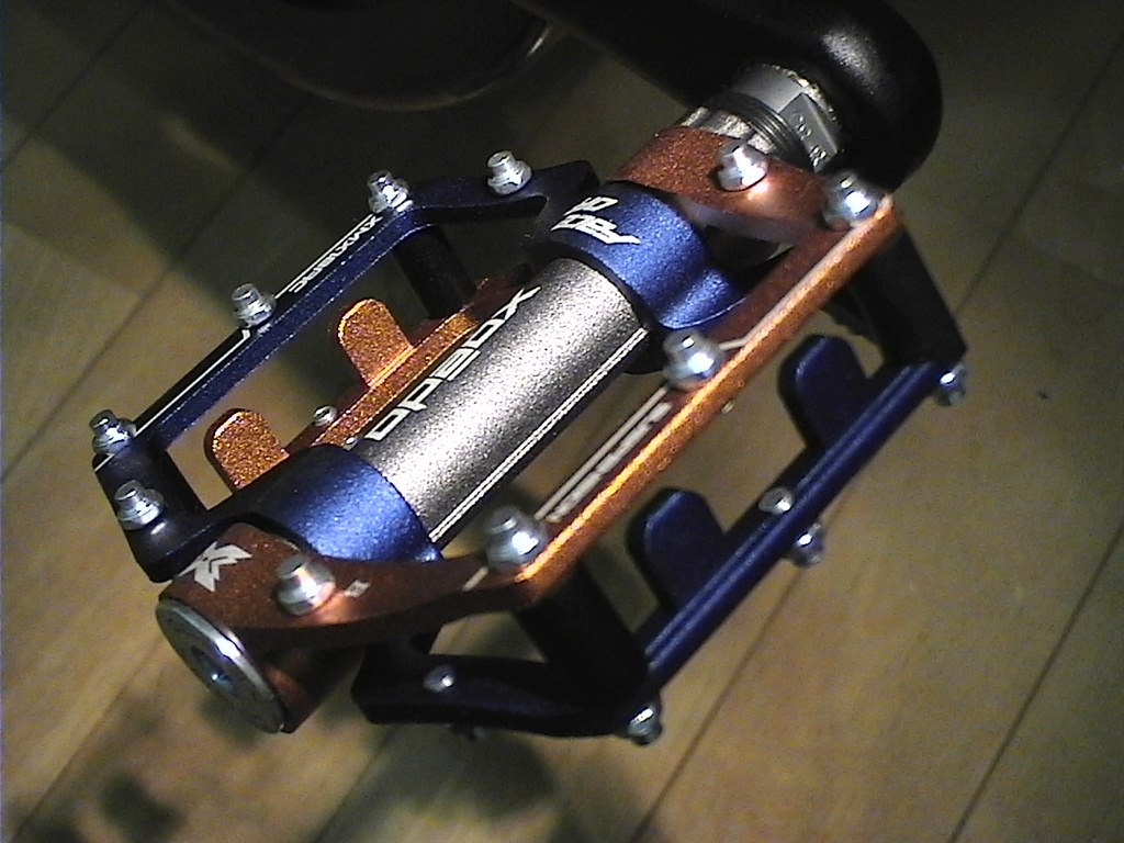 ペダルを変えてみました』 ヤマハ PAS Brace L PM26B + 専用充電器 の 