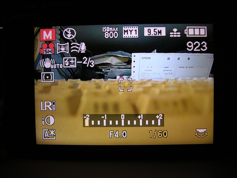 LUMIX DMC-LX5 背面液晶に不具合あり LUMIX DMC-LX5 背面液晶に不具合