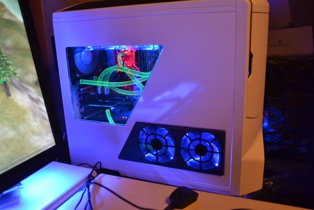 アクリルサイドパネル』 NZXT Phantom のクチコミ掲示板 - 価格.com