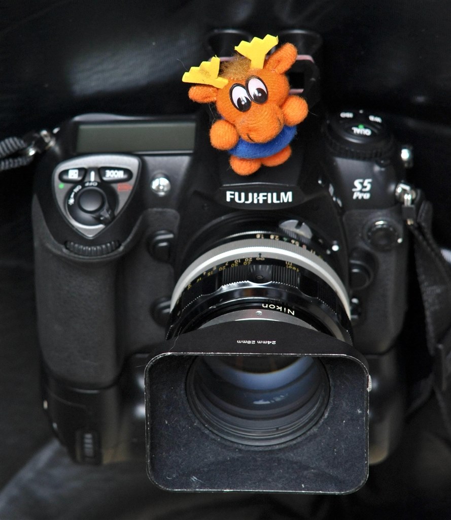 奇跡の入手に感激！』 富士フイルム FinePix S5 Pro ボディ の