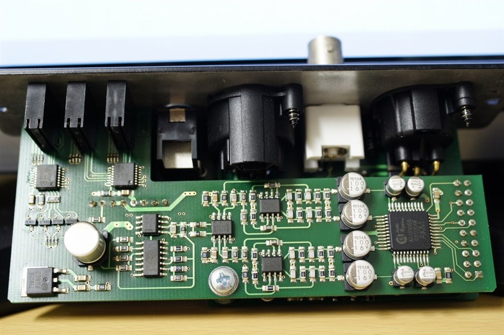 美品 フィリップスAV-1001 DAC搭載高級コントロールアンプ PHILIPS ビンテージ 希少 AV1001 PHILIPS - 中古オーディオ 高価買取・販売 ハイファイ堂