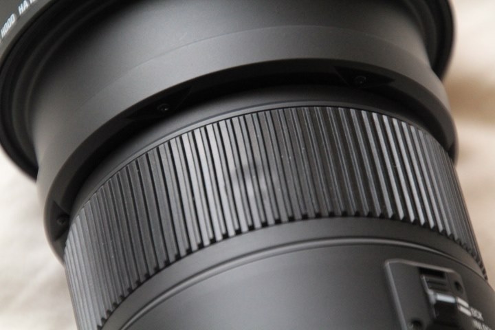 ズームリング上の「へこみ」について』 シグマ APO 50-500mm F4
