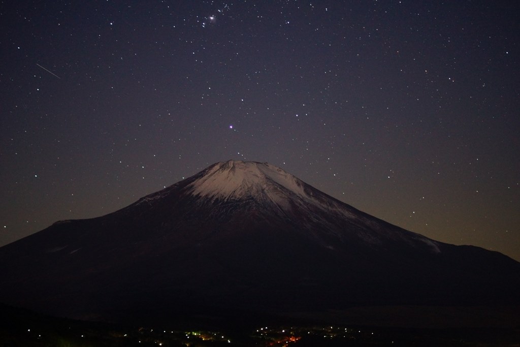 星撮りレンズ検討中』 SONY Distagon T* 24mm F2 ZA SSM 星撮りレンズ検討中』 SONY Distagon T* 24mm F2 ZA SSM