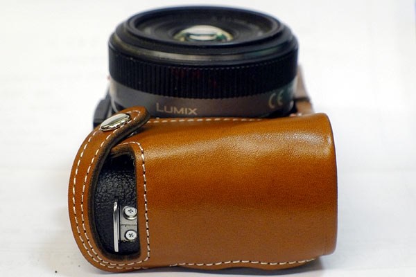 Aki-Asahiさん GX1用貼り革の製作開始～！！』 パナソニック LUMIX DMC