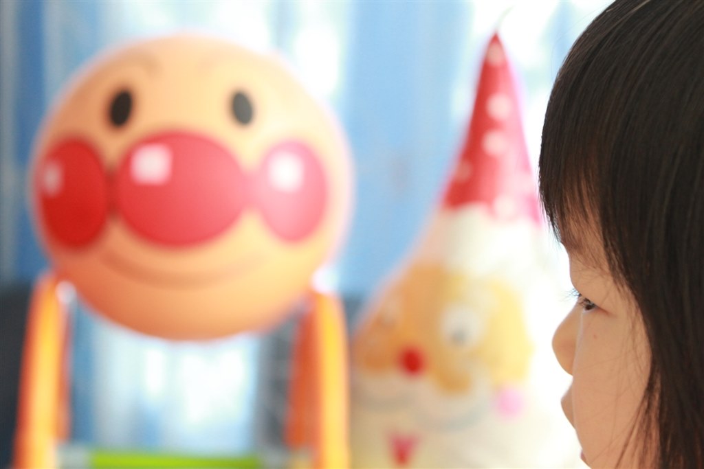 【赤ちゃんの撮影に】Canon EF 50mm f/1.8 レンズ 室内での子ども撮影』 CANON EF50mm F1.8 II のクチコミ掲示板