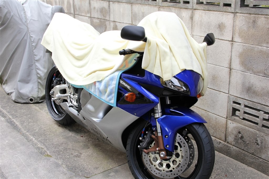 タンクパッドとバイクカバー』 ホンダ CBR1000RR のクチコミ