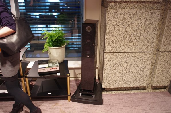 ELAC FS 247 BE HB [ハイグロス・ブラック ペア]投稿画像・動画 - 価格.com