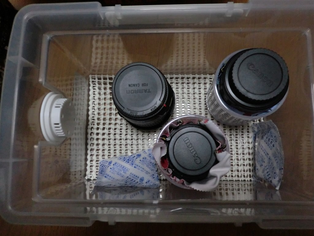 交換レンズの置き方について』 CANON EOS Kiss X5 ボディ のクチコミ