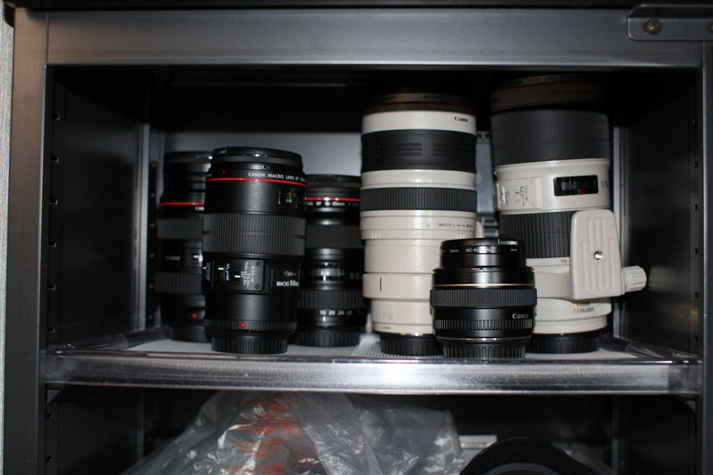 交換レンズの置き方について』 CANON EOS Kiss X5 ボディ のクチコミ