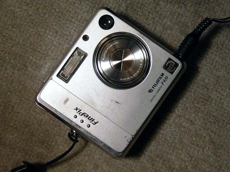 とうとう寿命…』 富士フイルム FinePix F410 のクチコミ掲示板 とうとう寿命…』 富士フイルム FinePix F410 のクチコミ掲示板