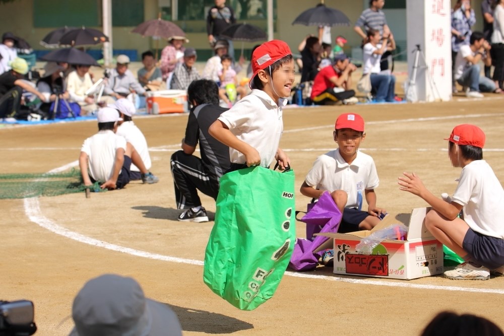 小学校の運動会にて』 CANON EF70-300mm F4-5.6L IS USM のクチコミ