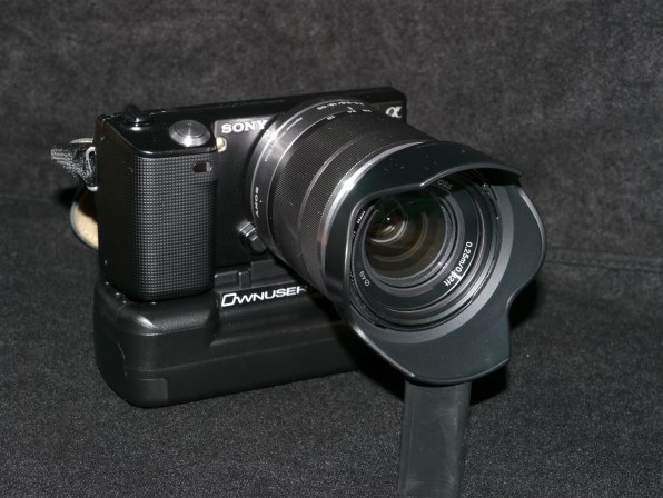 NEX-5用のバッテリーグリップ』 SONY α NEX-5ND ダブルレンズキット のクチコミ掲示板 - 価格.com