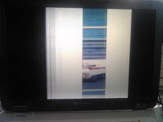 画面に線が・・・』 東芝 dynabook WX/3727CDS PAWX/3727CDS の
