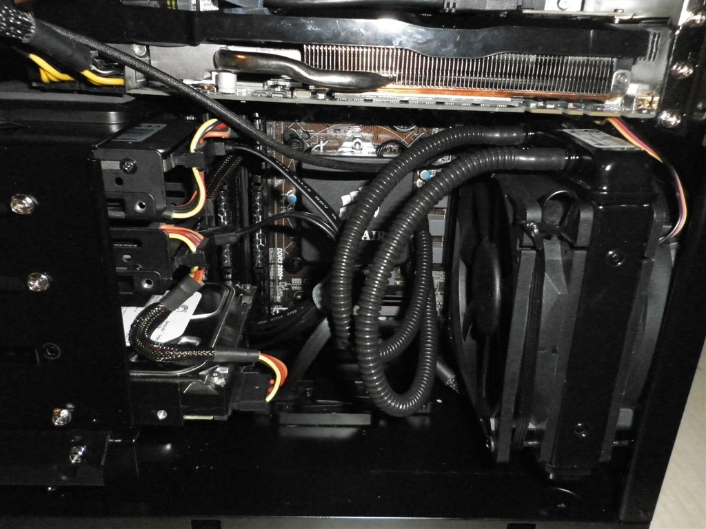 SilverStone PCケース SST-TJ08B-E SST-TJ08B-E PCケース(ミニタワー) SILVER STONE(シルバーストーン