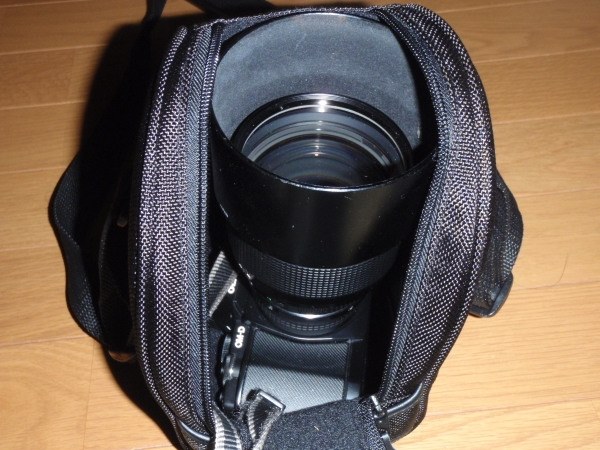 OM-Dで使えるレンズセミハードケース（LSH1220）』 オリンパス