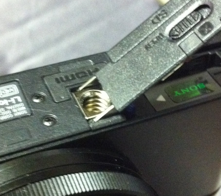 Sony DSC-RX100 M5 バッテリー×3付三脚デジタルカメラ クイックシュー