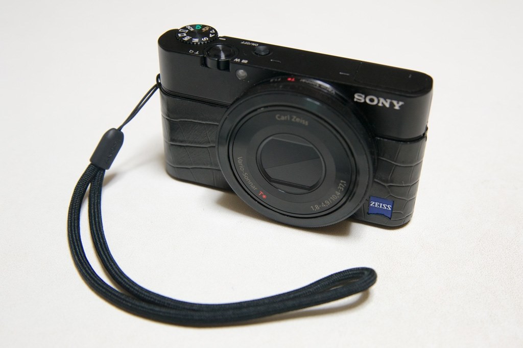 RX100に貼り革』 SONY サイバーショット DSC-RX100 のクチコミ掲示板