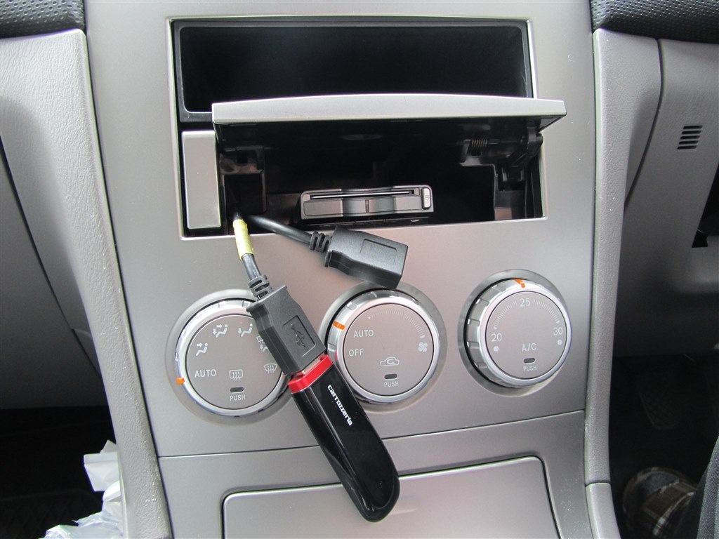 サイバーナビ　AVIC-ZH0009CS クルーズカウンター付 AVIC-ZH0009CS 商品概要 | サイバーナビ | カーナビ