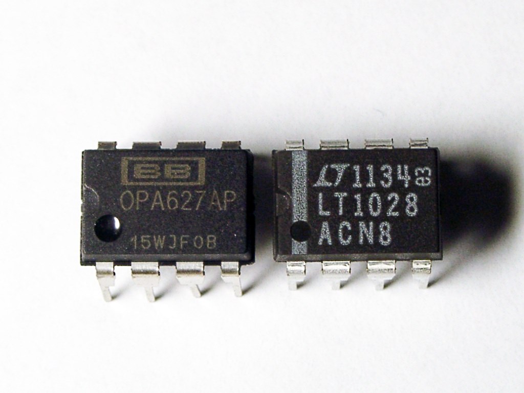 オペアンプ MUSES8920 一晩で豹変』 CREATIVE PCI Express Sound