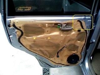 左リアドアからキシミ音発生 泣 ダイハツ ムーヴ 10年モデル のクチコミ掲示板 価格 Com