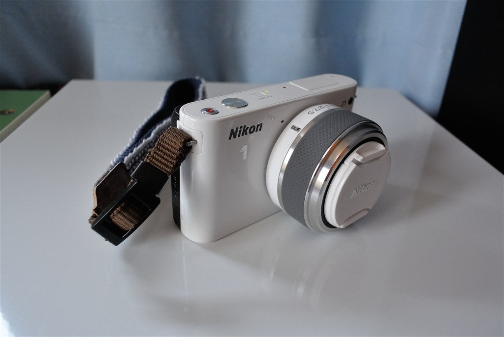 こんな感じ』 ニコン 1 NIKKOR 11-27.5mm f/3.5-5.6 [ホワイト] の