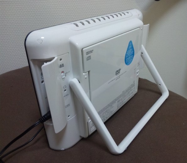 東芝 お風呂テレビ/ポータブル DVDプレーヤーSD-P100WP　REGZA 東芝 REGZA SD-P100WP 価格比較 - 価格.com