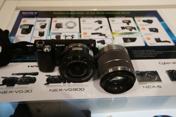 フォトキナで新標準ズームやNEX-5R、NEX-6を触ってきました』 SONY α
