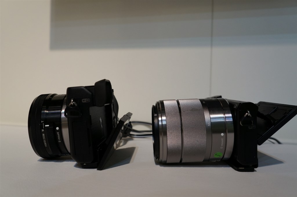 フォトキナで新標準ズームやNEX-5R、NEX-6を触ってきました』 SONY α