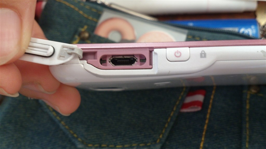 Microusb端子が折れました Sony Xperia Sx So 05d Docomo のクチコミ掲示板 価格 Com