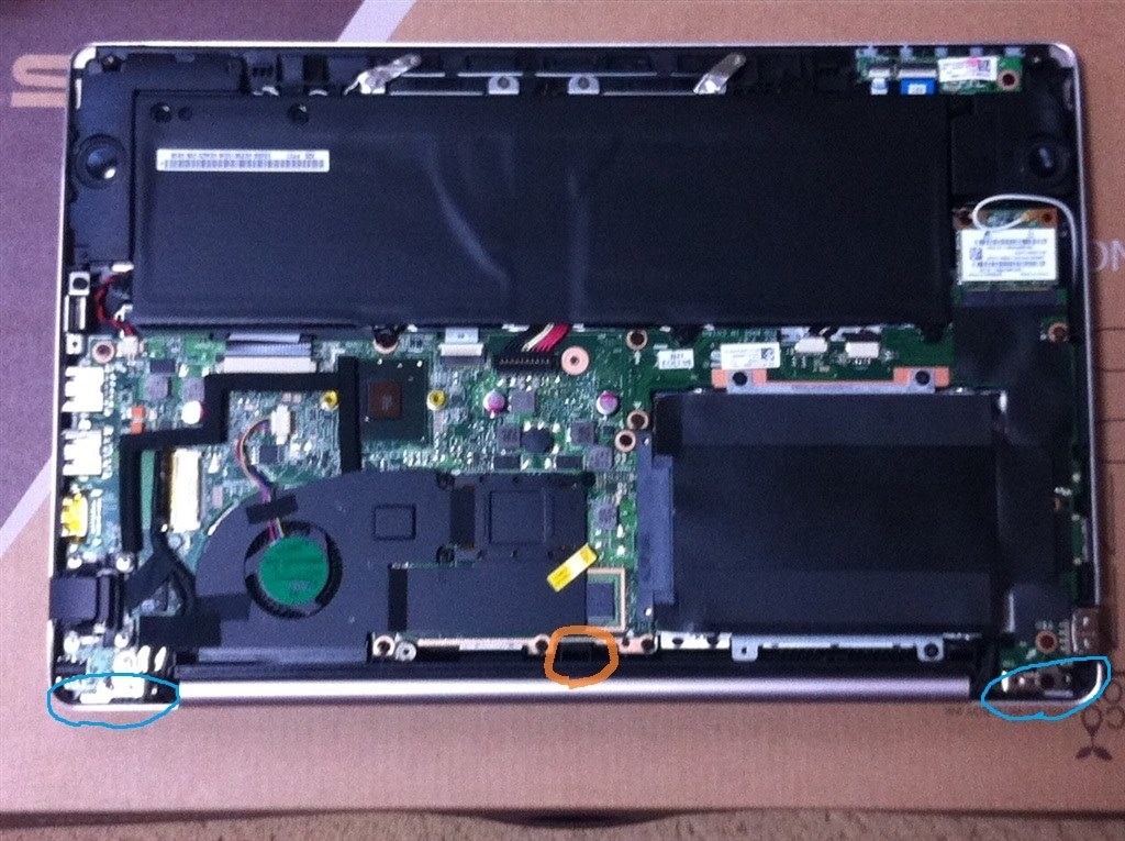 SSD、メモリの増設について』 ASUS ASUS VivoBook X202E Core i3搭載 