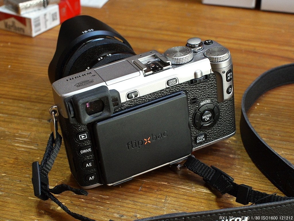液晶反射ミラー取り付け』 富士フイルム FUJIFILM X-E1 レンズ