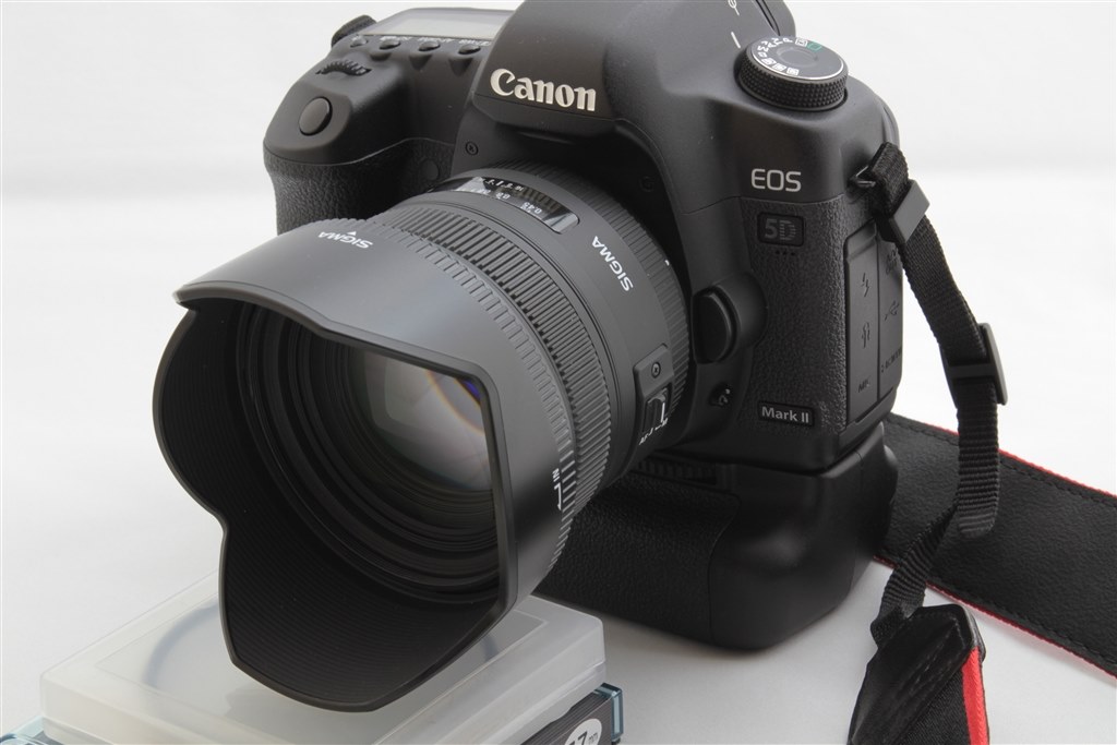 赤ちゃん撮りマクロレンズ』 CANON EOS 5D Mark II ボディ の 赤ちゃん撮りマクロレンズ』 CANON EOS 5D Mark II ボディ の