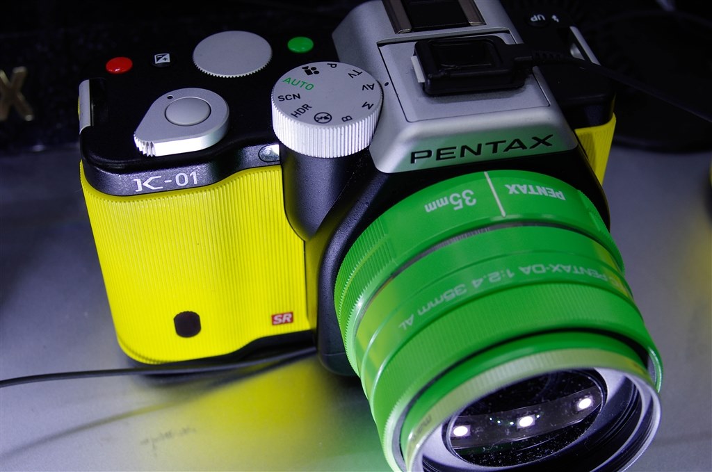 PENTAX 35mm f2.4 ブルー　レンズ　イエローもあります 1446237_f.jpg