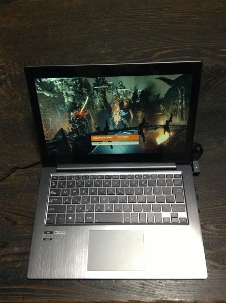 ASUS ASUS VivoBook U38N U38N-C40A10投稿画像・動画 - 価格.com