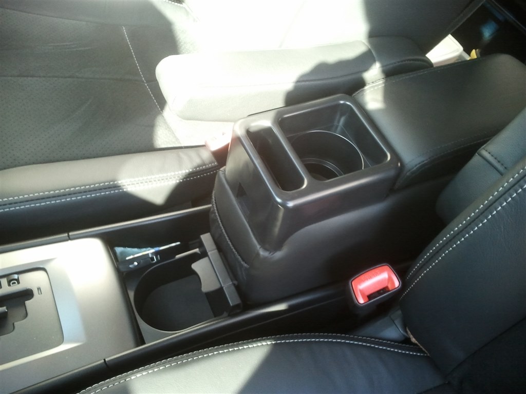 コンソールボックス』 スバル エクシーガ 2008年モデル のクチコミ