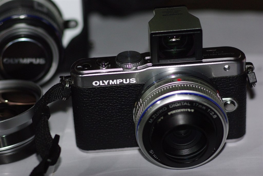 貼り革レポート』 オリンパス OLYMPUS PEN Lite E-PL3 レンズキット の