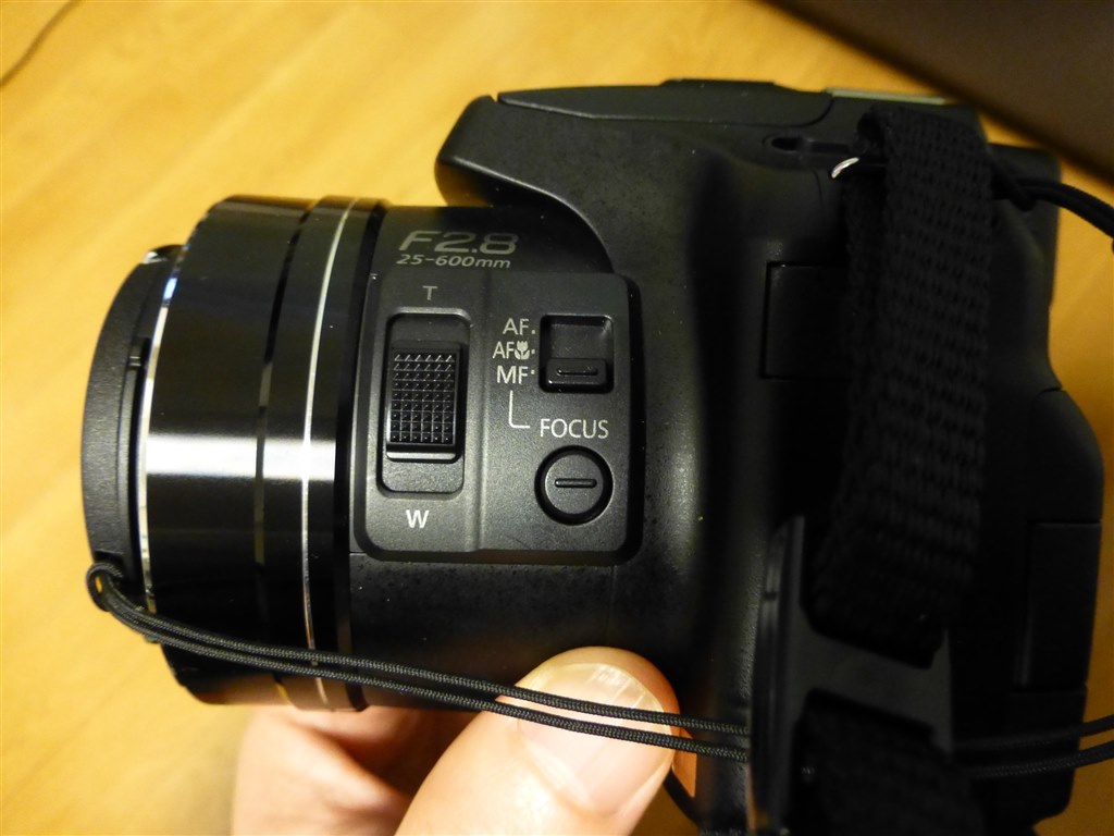 ジャンク パナソニック DMC-FZ200 LUMIX コンデジ 壊れています ジャンク パナソニック DMC-FZ200 LUMIX コンデジ 壊れています