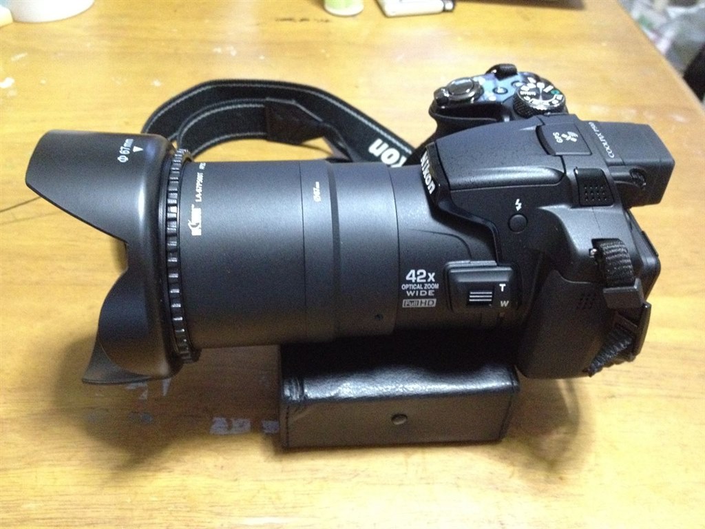フィルター取付準備と花形フード取付』 ニコン COOLPIX P510 の