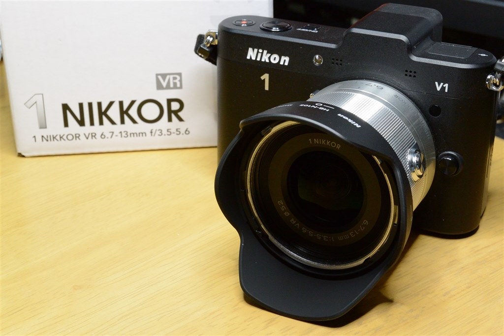 銀黒にしてみました』 ニコン 1 NIKKOR VR 6.7-13mm f/3.5-5.6