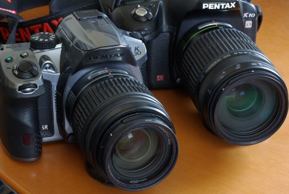 ペンタックスk-30　18-55mm　55-200mmレンズセット Amazon.com : Pentax K-30 lens kit black w DA 18-55WR Weather